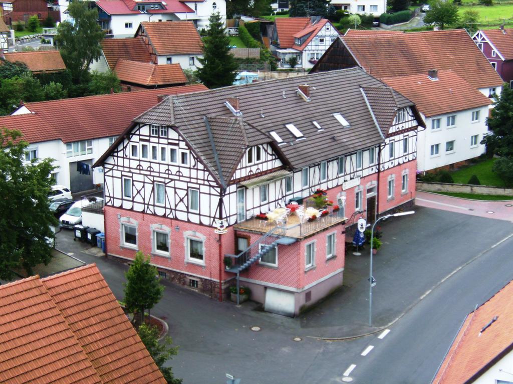 Hotel Zum Rosenbachschen Löwen Hilders Exterior foto